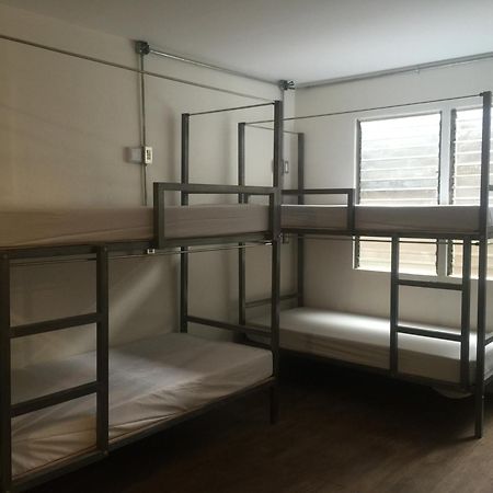 The Hub District Hostel And Dorm Makati City Zewnętrze zdjęcie